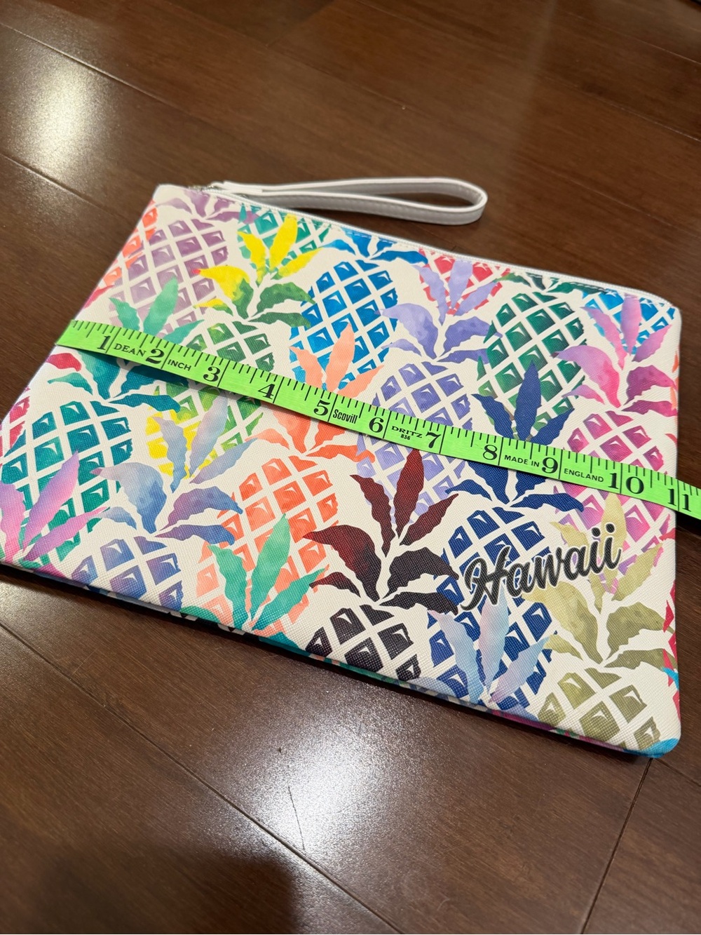 Hawaii Multicolor Pineapple Zip Wristlet Pouch - Picture 2 of 4